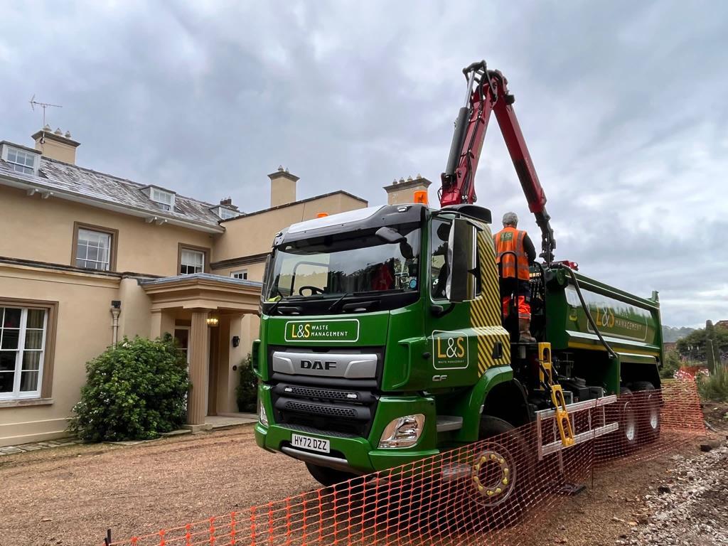 How Grab Hire Speeds Up Site Clearance for Construction Projects L&S Waste Management