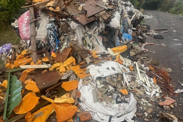 News Round-Up: Fly tipping, construction waste, and compliance under the spotlight (Oct 2025) L&S Waste Management